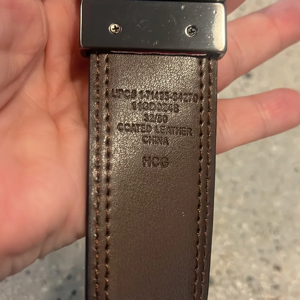 DICKIES REVERSIBLE LEATHER BELT WITH GUN METAL FINISH BUCKLE BLACK BROWN SIZE 32